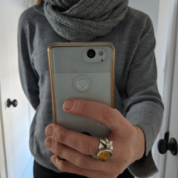 Gap infinity scarf - Picture 3 of 3